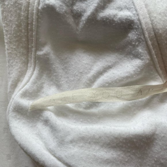 🔥 ARE YOU AM I - WHITE CROPPED TANK TOP 🔥 - Picture 2 of 2